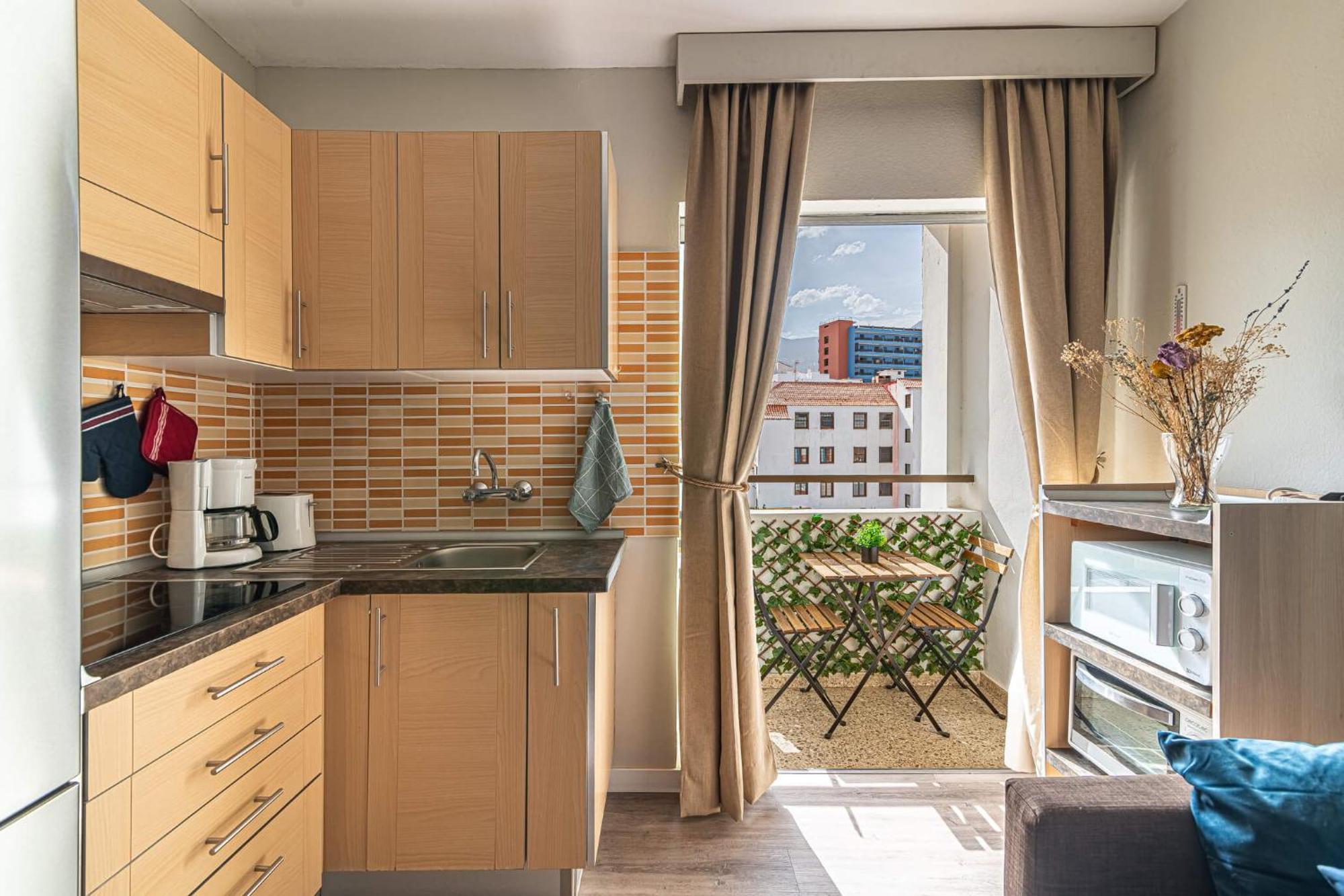 Apartamento En Puerto De La Cruz Con Vistas A La Ciudad By Alterhome Exterior photo