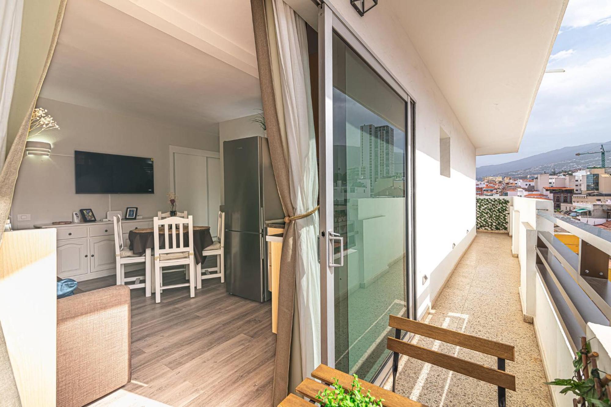 Apartamento En Puerto De La Cruz Con Vistas A La Ciudad By Alterhome Exterior photo