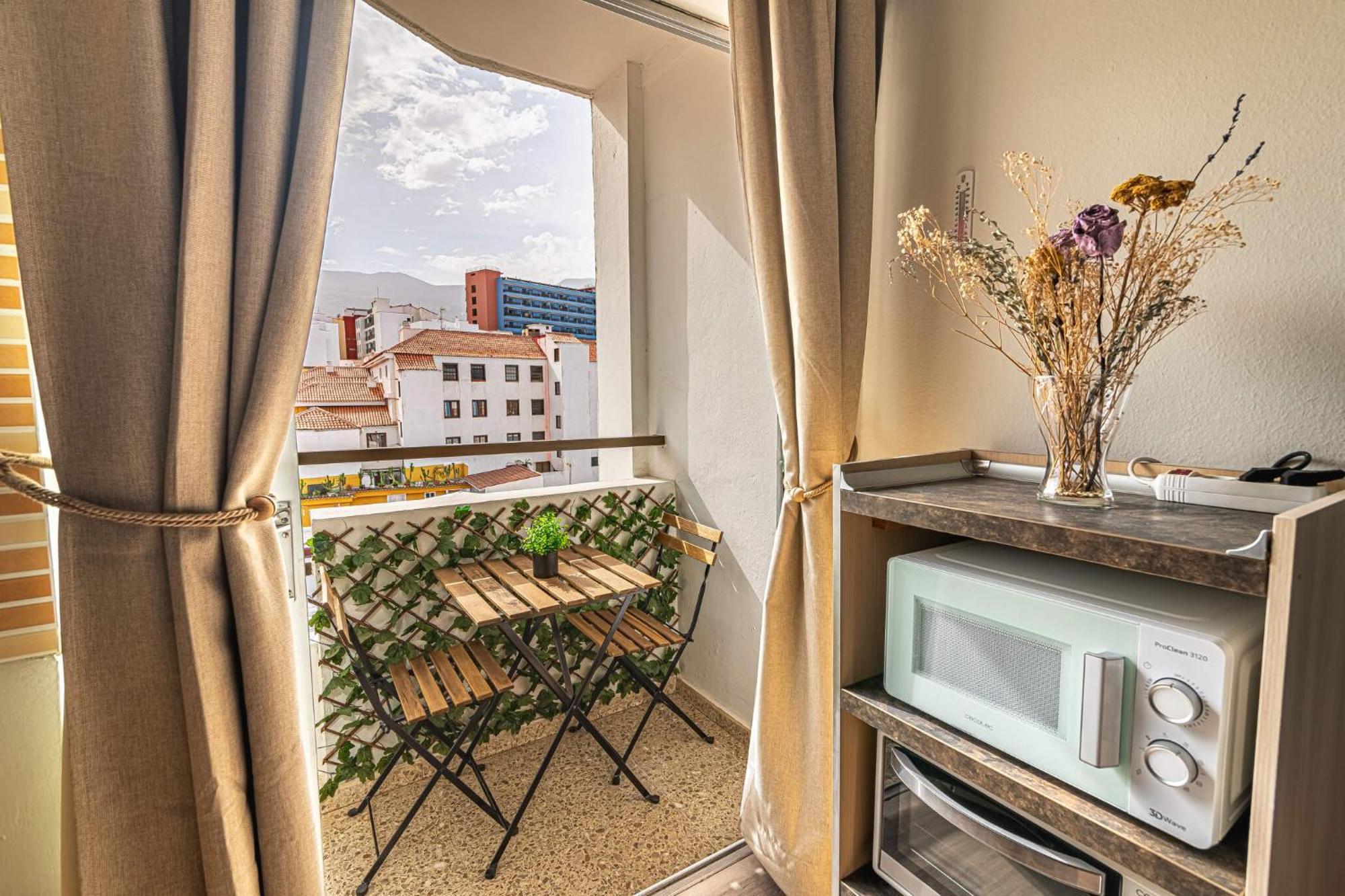 Apartamento En Puerto De La Cruz Con Vistas A La Ciudad By Alterhome Exterior photo